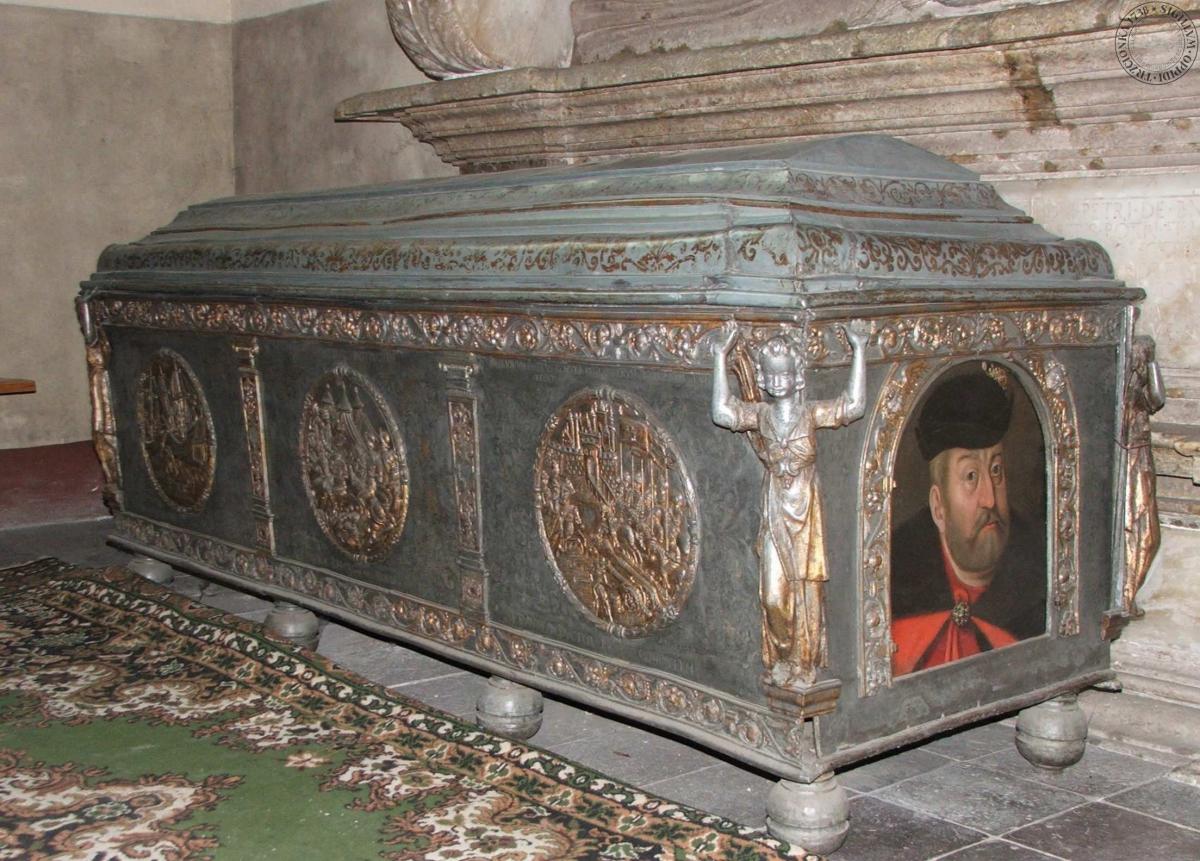Sarkofag Adama Sędziwoja CZarnkowskiego w czarnkowskim kościele
